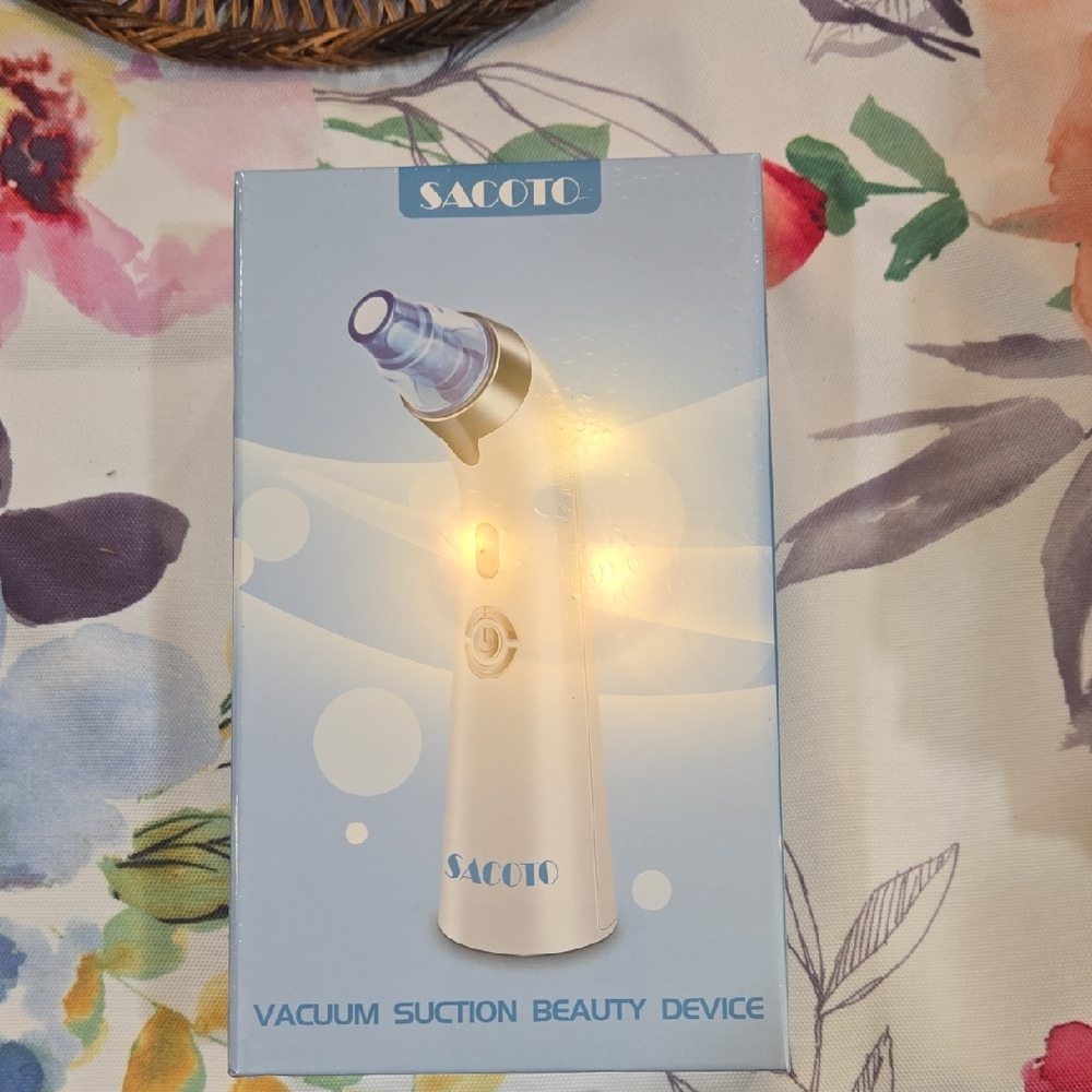 White Vacuum Suction Beauty Device, Brand New